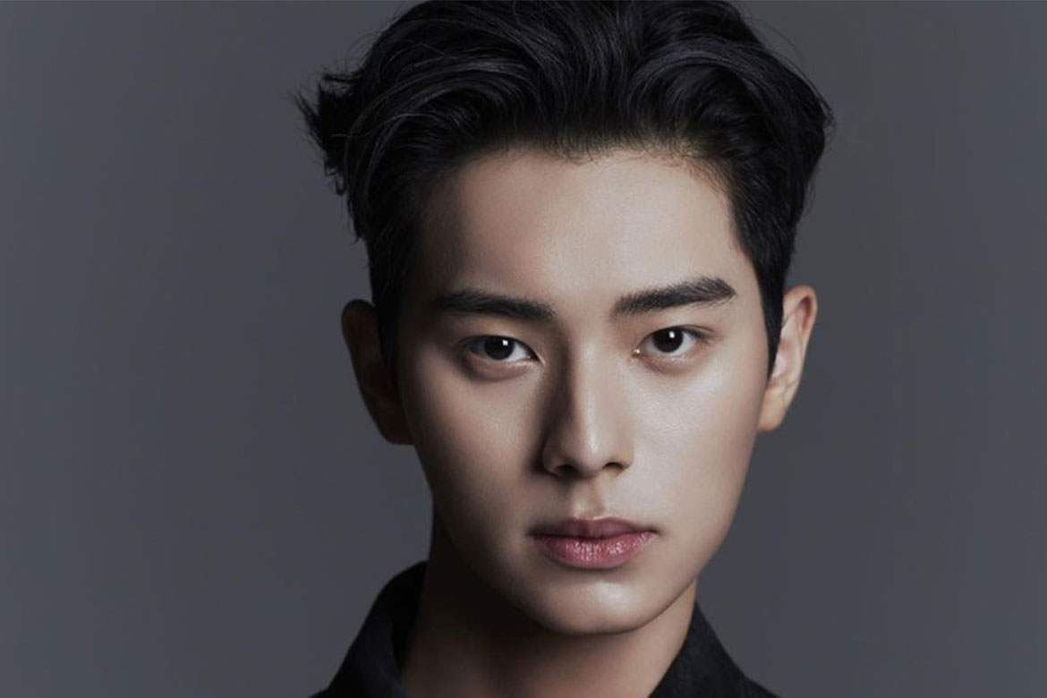 Lee Chae min Girlfriend & Career After Bon Appetit